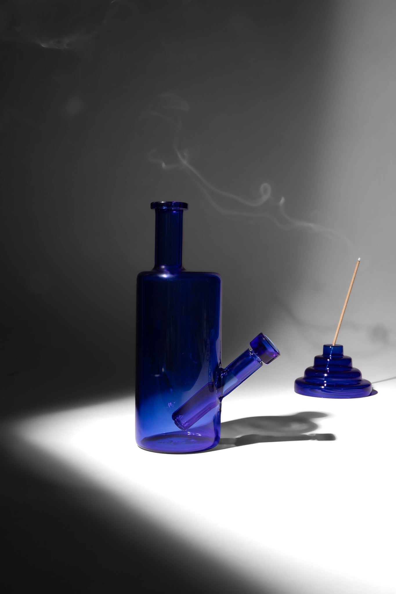 Rolling, Packing, or Dabbing